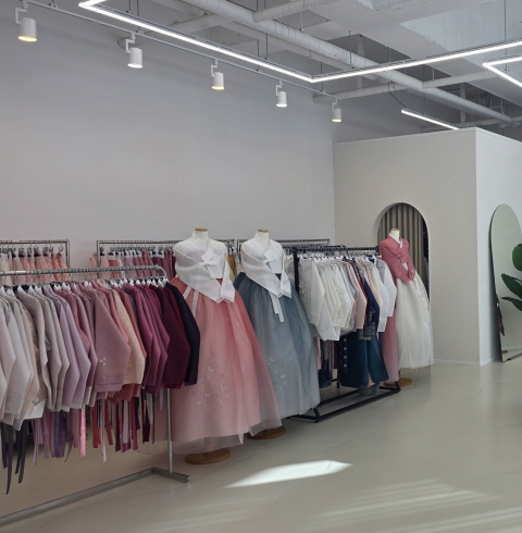 한복차림-전주/완산구/효자동 (~12.30)